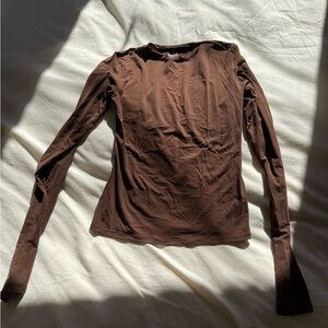 Skims fits everybody long sleeve t-shirt NWT